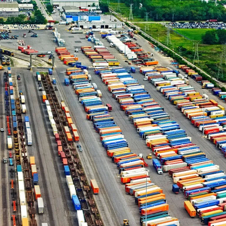 Parcours complet pour devenir un traducteur assermenté au service de l’import export